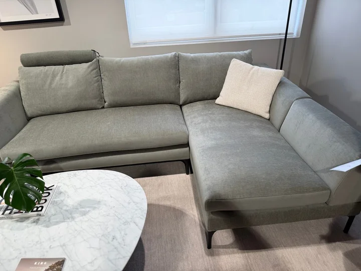 King Furniture Clearance Outlet Sydney: How to Score Premium Pieces for Less